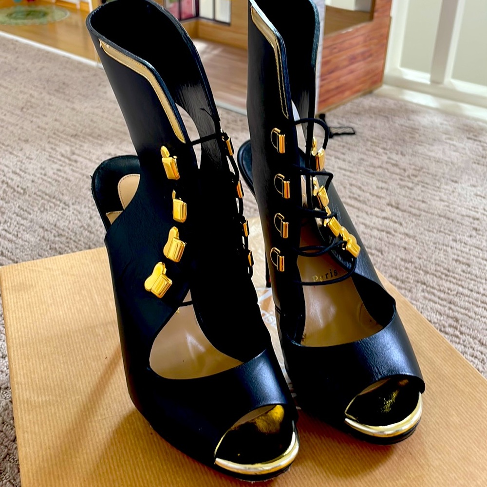 Fabulous sexy lightly worn troubida 120 shiny calf/specchio louboutin